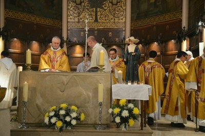 Inauguration solennelle de la statue de Sainte Catherine Labouré