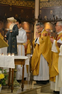 Inauguration solennelle de la statue de Sainte Catherine Labouré