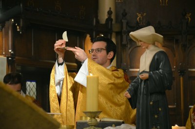 Inauguration solennelle de la statue de Sainte Catherine Labouré