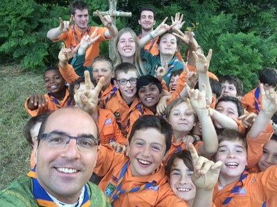 Messe avec les Louveteaux à Serent en Bretagne