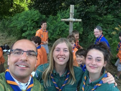 Messe avec les Louveteaux à Serent en Bretagne