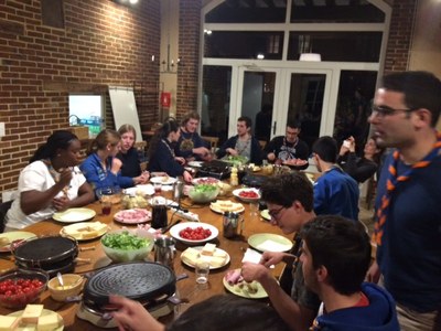 Week-end scout en Bourgogne avec les chefs scouts et guides de France de saint Philippe Neri 