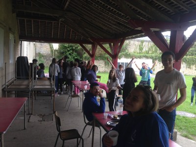 1er jour du camp de l'aumônerie à Douvres la Délivrande