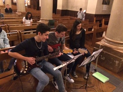 Confessions des enfants du cate et de l'Aumônerie et nuit d'adoration