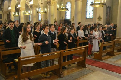 Confirmation pour des jeunes de l'Aumônerie