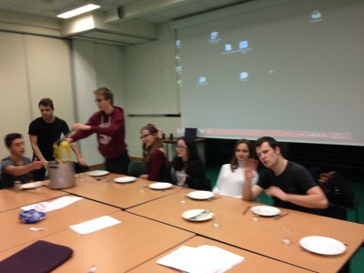 Film et pasta pesto à l'aumônerie avec les seconds cycle