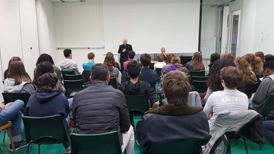 Les deux exorcistes du Diocese viennent parler aux jeunes de la 5ème au second cycle...